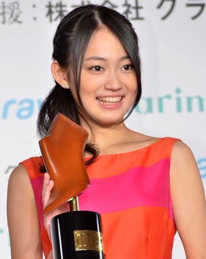 吉本実憂